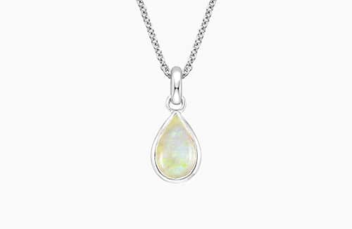 Opal-Jewelry-of-October-necklace