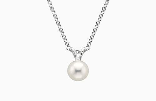 Pearl-Jewelry-of-June-necklace