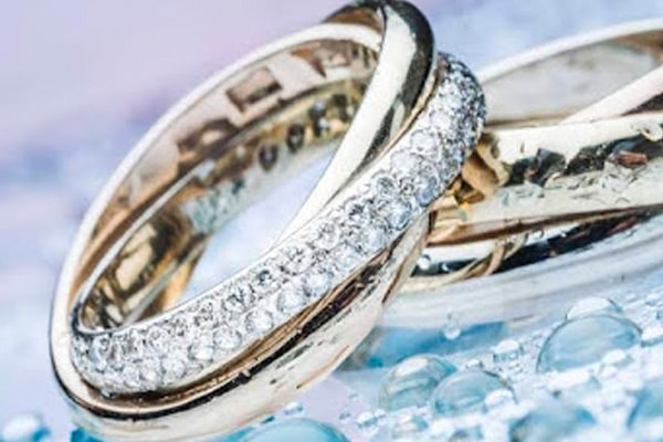 Platinum Rings Adorned with Diamonds